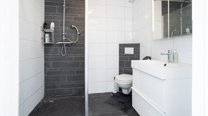 Foto 16 van Debussystraat 1