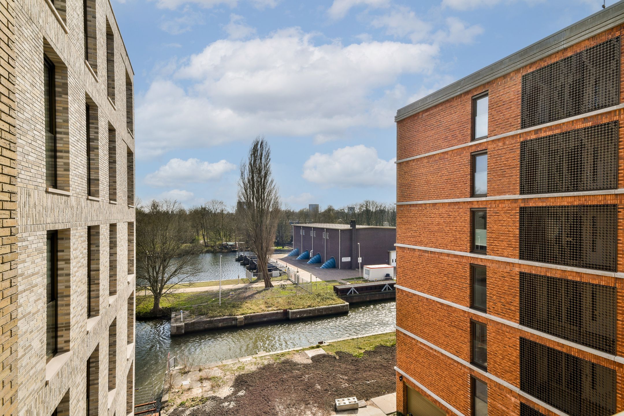 Foto 6 van Nieuwevaartweg 33