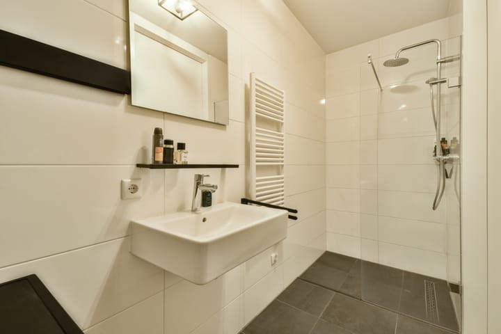 Foto 13 van Nieuwevaartweg 33