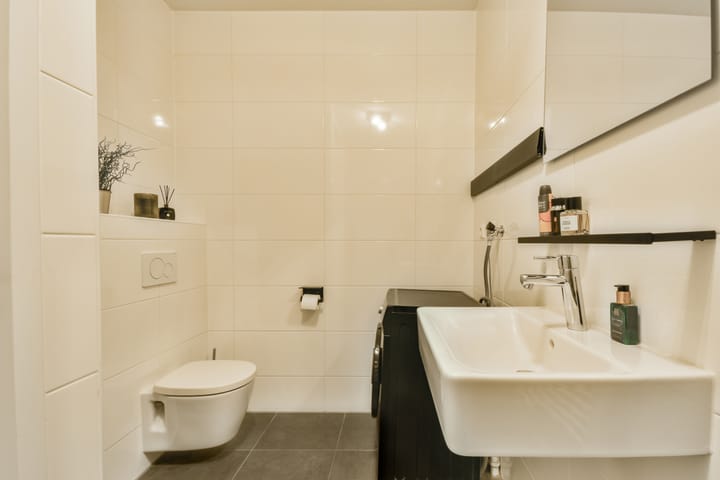 Foto 14 van Nieuwevaartweg 33