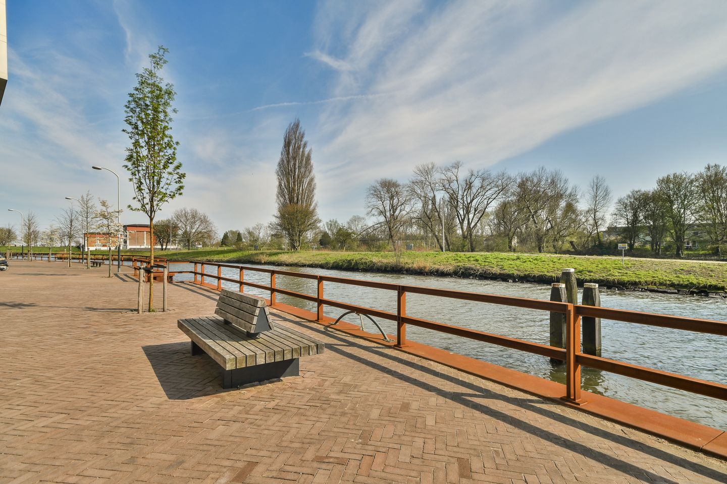 Foto 20 van Nieuwevaartweg 33