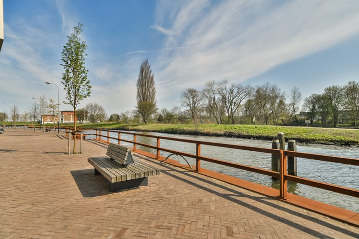 Foto 20 van Nieuwevaartweg 33