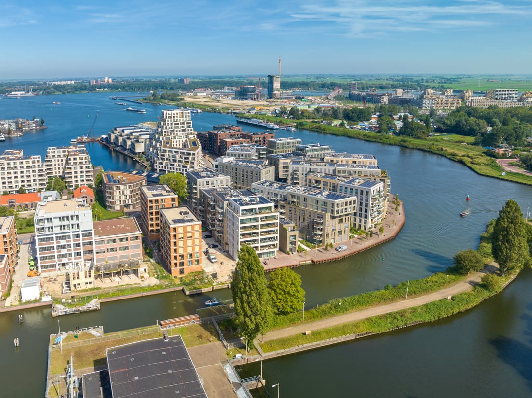 Foto 22 van Nieuwevaartweg 33