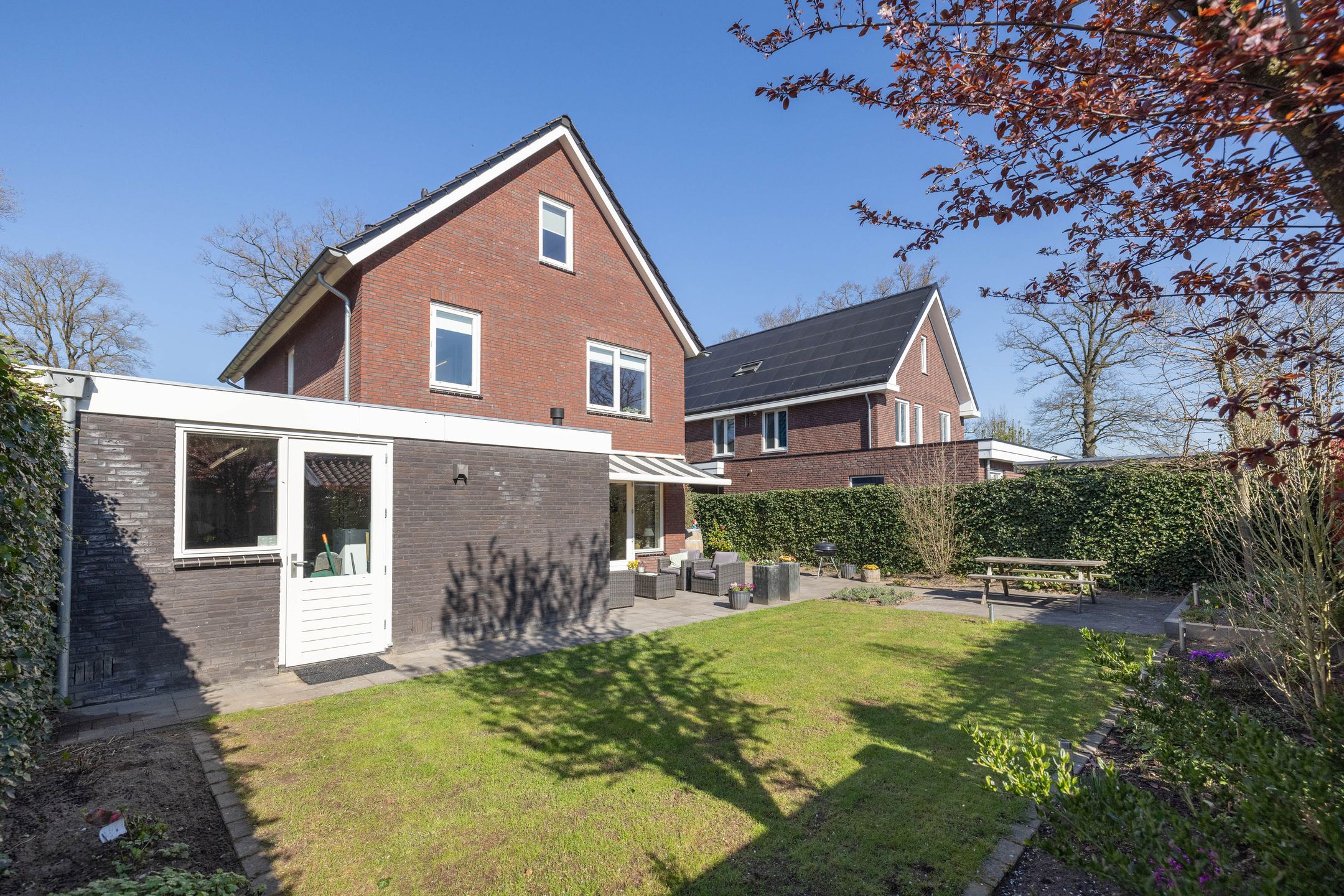 Photo 33 of Kruisspin 52