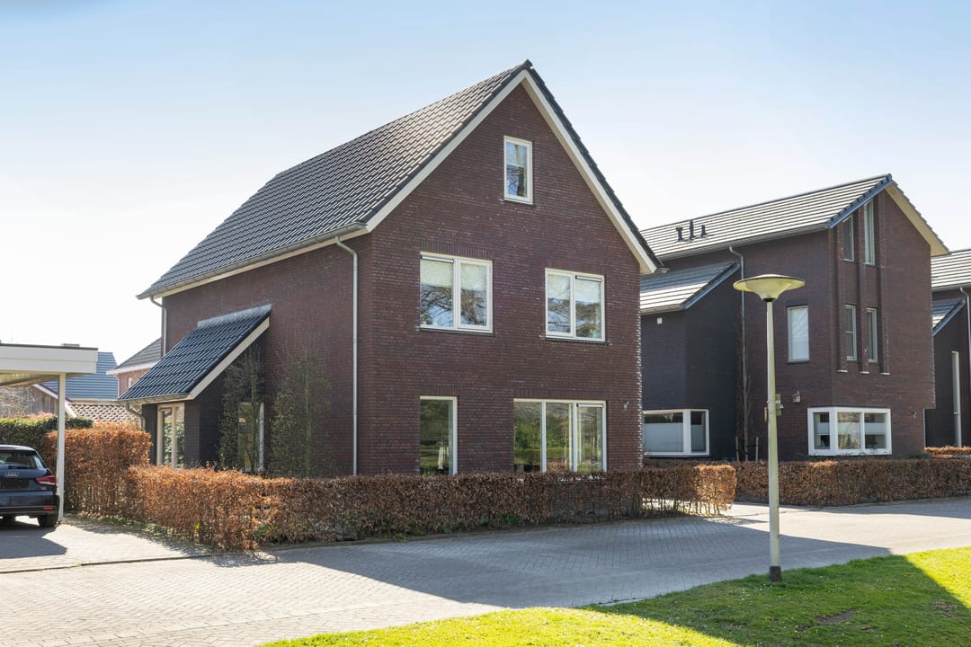 Photo 37 of Kruisspin 52