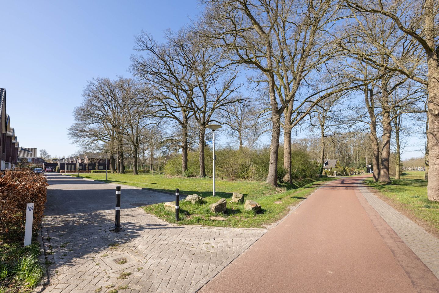 Photo 40 of Kruisspin 52