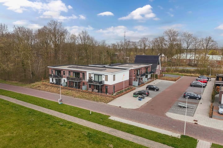 Foto 16 van Hofjager 9