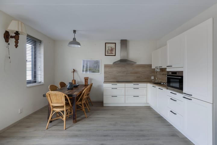 Foto 25 van Hofjager 9