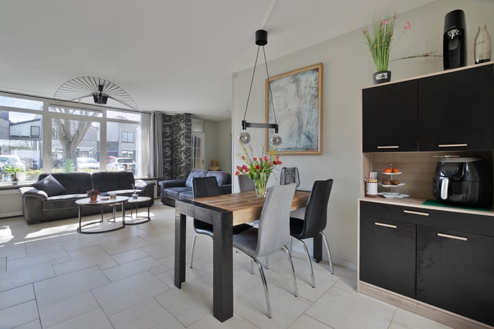 Foto 9 van M. de Klerkstraat 52