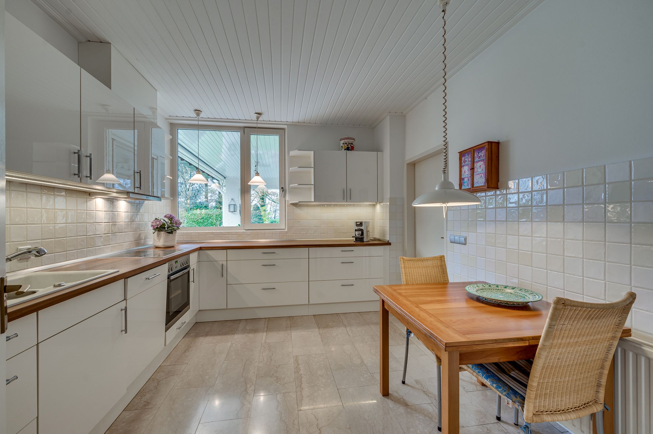 Foto 18 van Negen-novemberweg 7