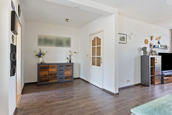 Foto 8 van Airborneplein 4