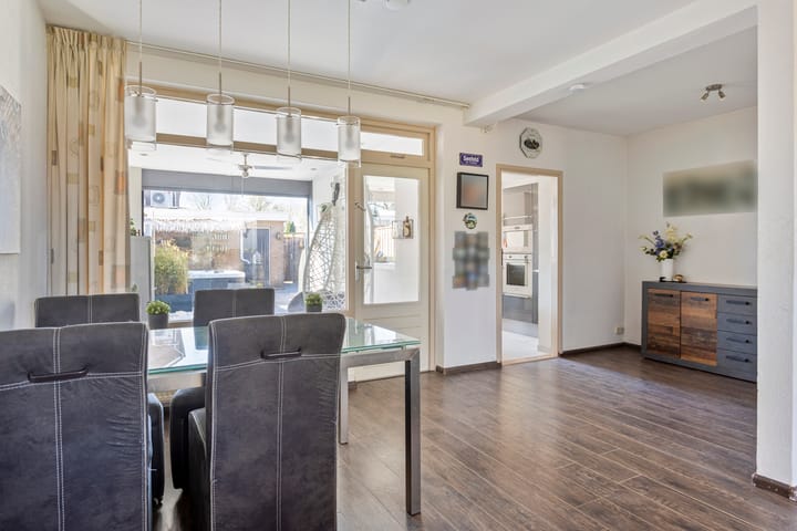 Foto 10 van Airborneplein 4