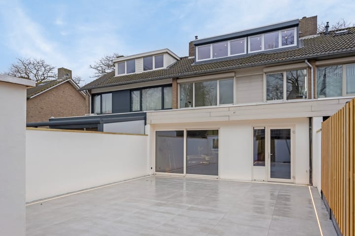 Foto 4 van Pieter Zeemanstraat 47