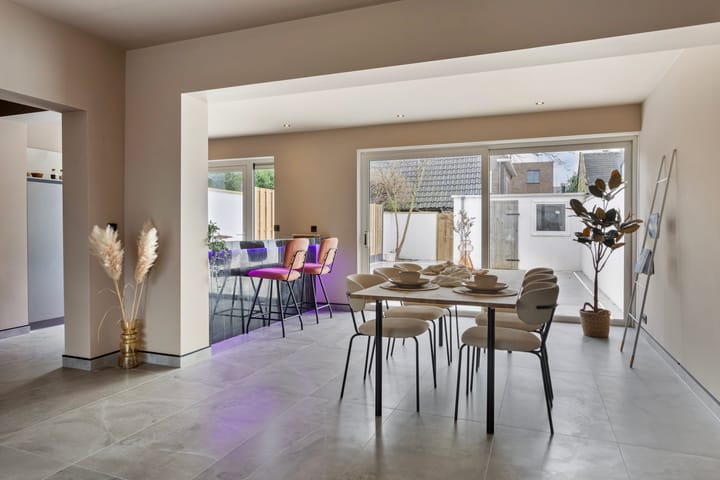 Foto 13 van Pieter Zeemanstraat 47