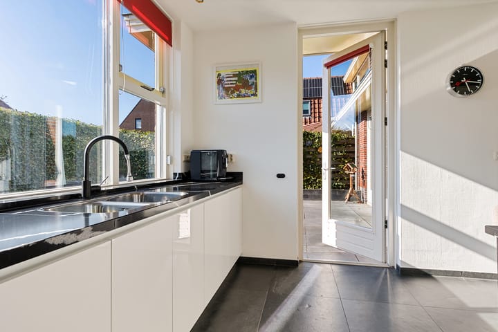 Foto 16 van Lepelaar 81