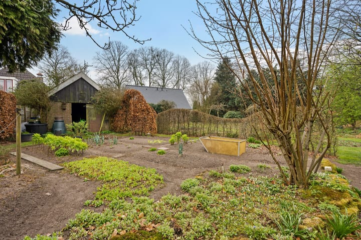 Foto 44 van Oude Dalerveensestraat 10