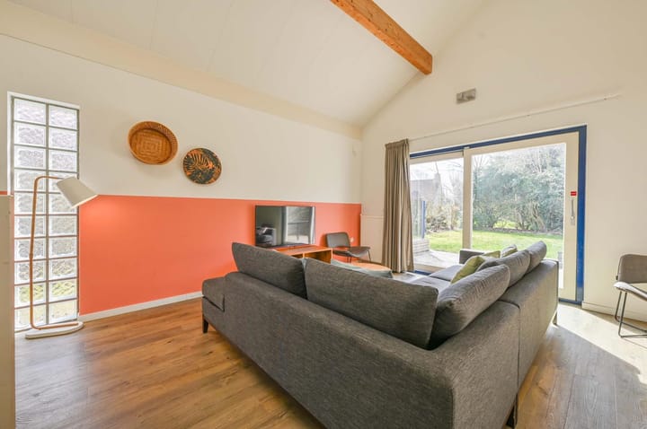 Photo 8 of Ooghduyne 20-94