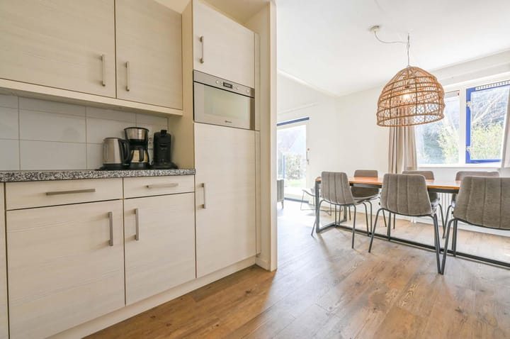 Photo 11 of Ooghduyne 20-94