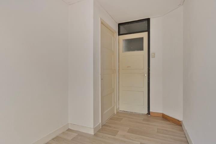 Photo 13 of Goereesestraat 37-A