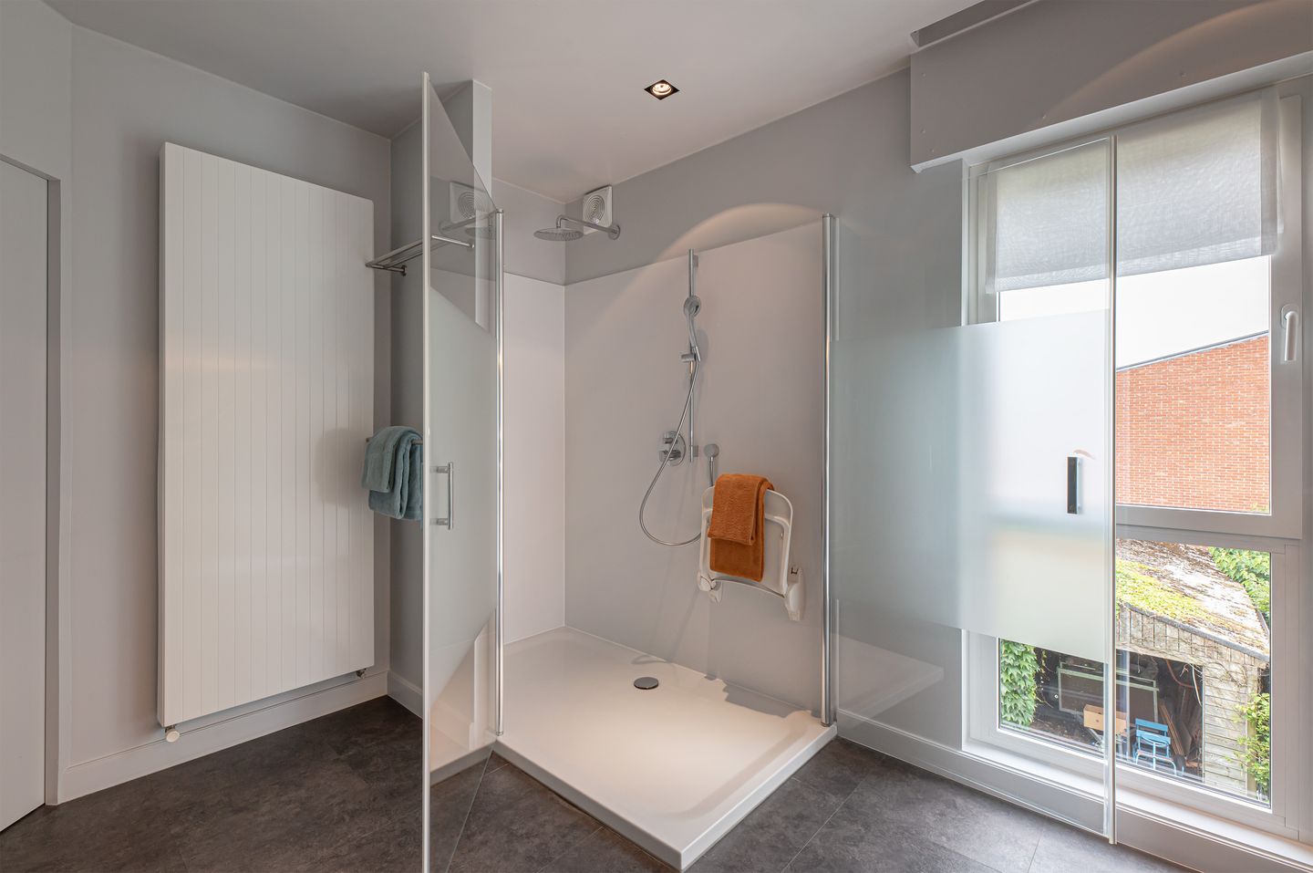 Foto 19 van Turnhoutsebaan 65 bus 101