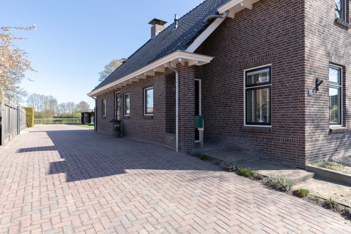 Photo 5 of Meenteweg 43