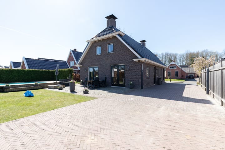 Photo 6 of Meenteweg 43