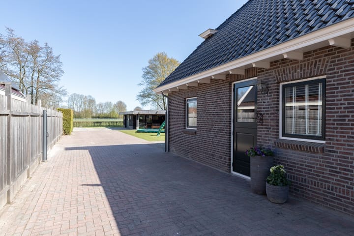 Photo 10 of Meenteweg 43