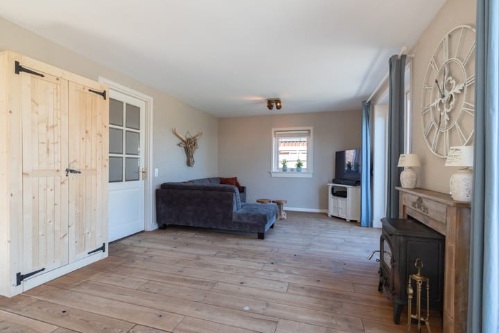 Photo 29 of Meenteweg 43