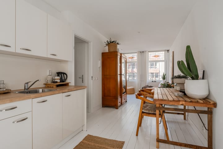 Foto 1 van Czaar Peterstraat 168-B