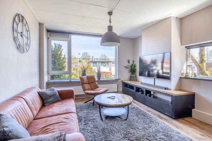 Foto 2 van Burgemeester Crezéestraat 87