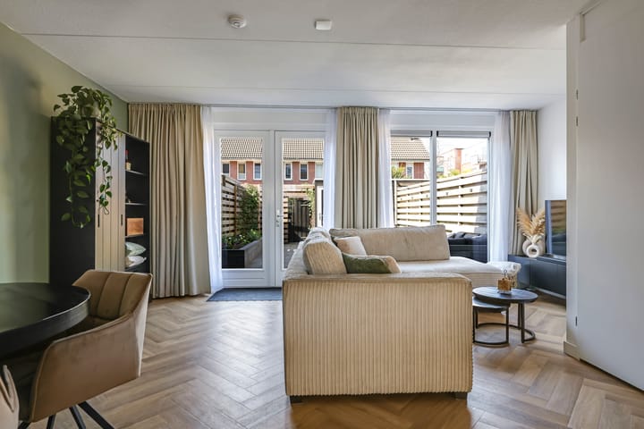 Foto 13 van Montagestraat 11