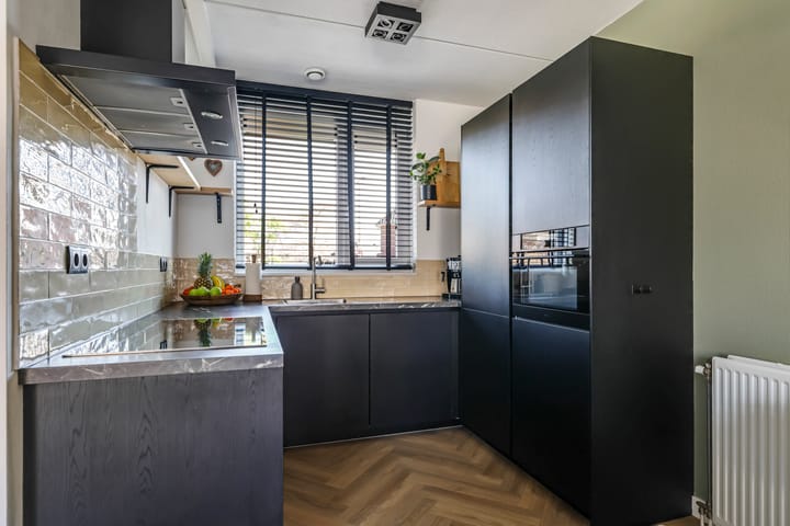 Foto 22 van Montagestraat 11