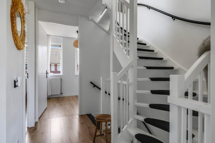 Foto 29 van Montagestraat 11