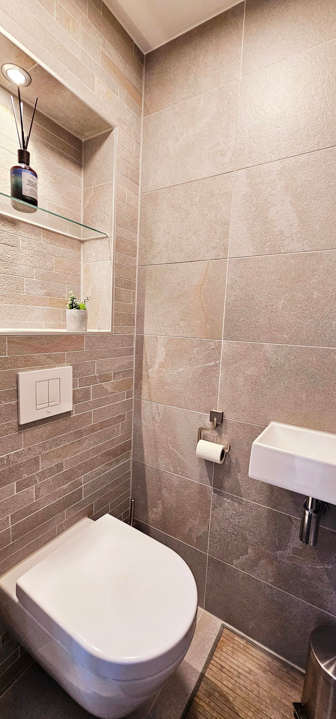 Foto 16 van Adrienne Solserstraat 70