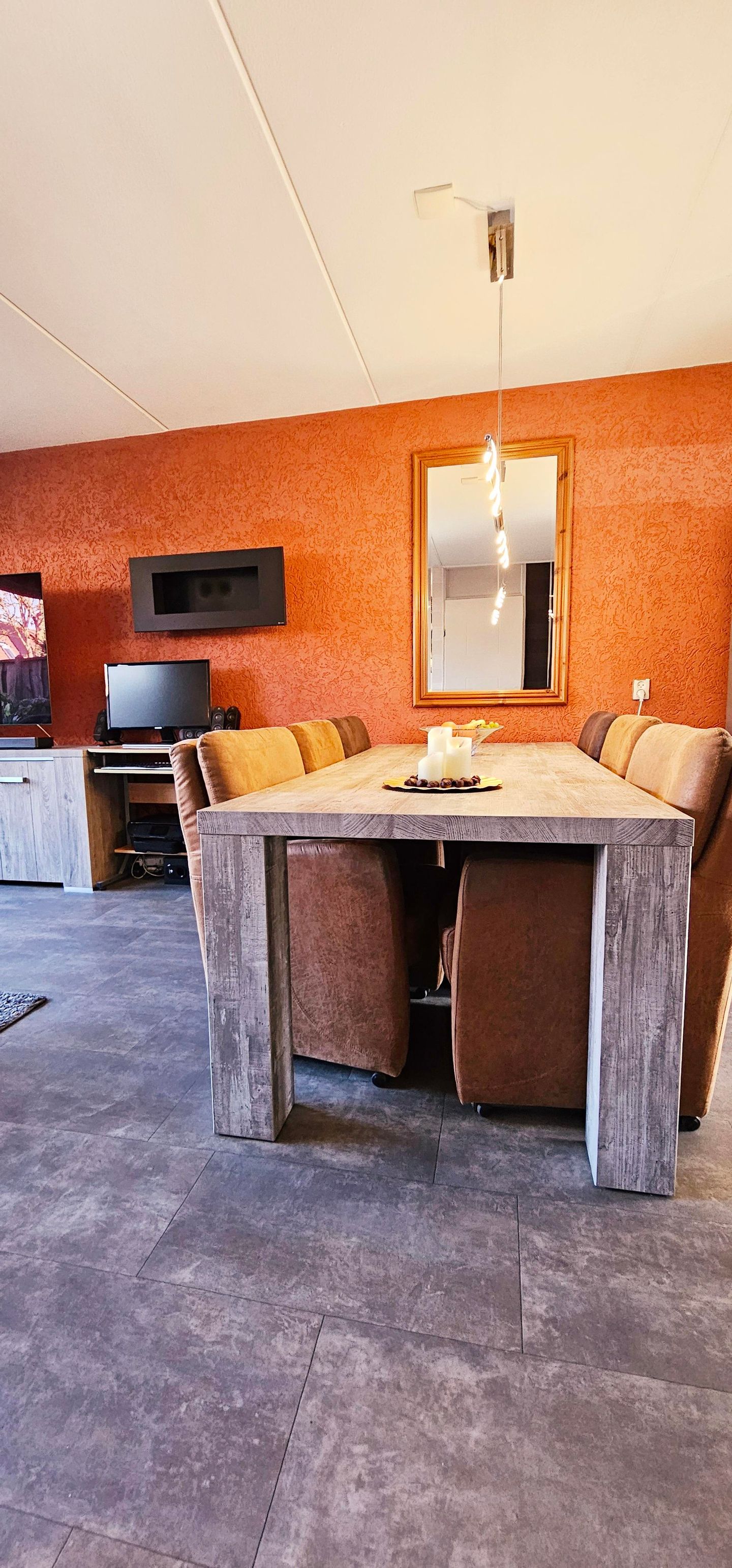 Foto 14 van Adrienne Solserstraat 70