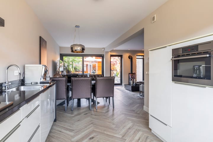 Foto 14 van Zonnebloemstraat 47