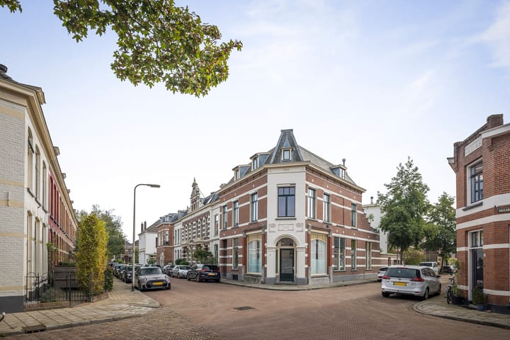 Foto 57 van 1e Weerdsweg 12