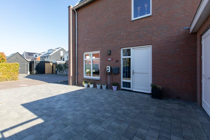 Foto 9 van Schooneveldstraat 36