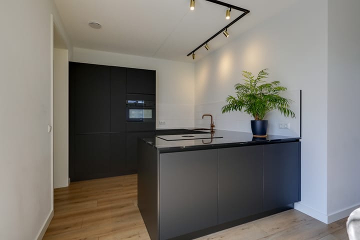 Foto 22 van Schooneveldstraat 36