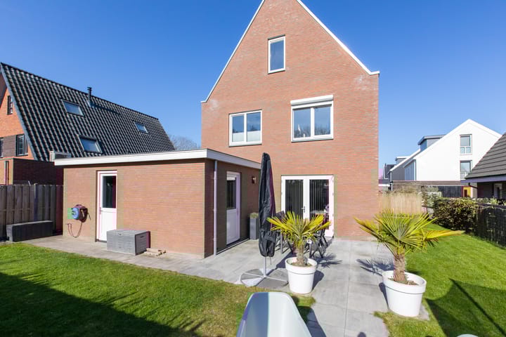 Foto 51 van Schooneveldstraat 36