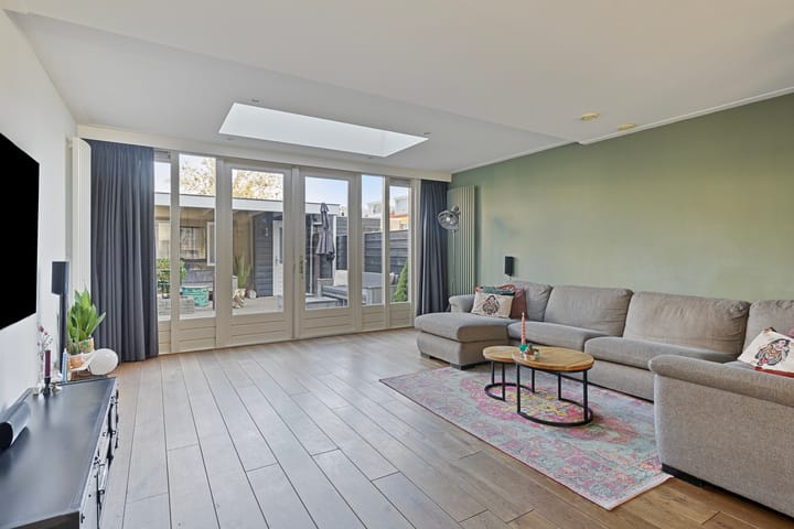 Photo 13 of Prinses Amaliaplantsoen 38