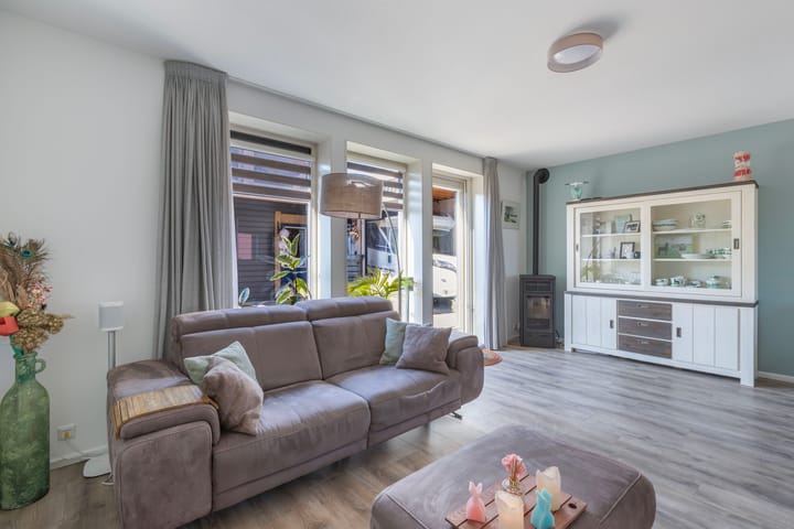 Foto 11 van Draverij 7