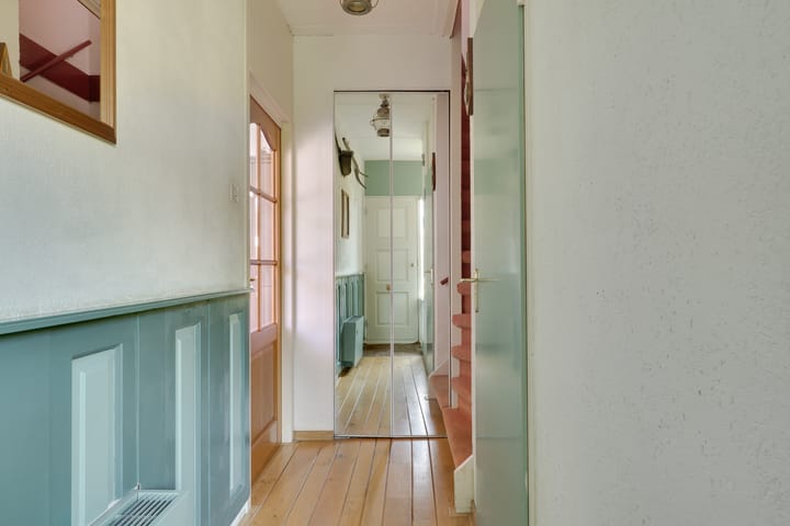 Foto 2 van Briljant 77