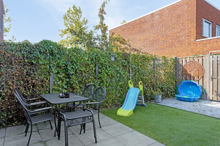 Foto 25 van Johannes Broekhuysenstraat 28