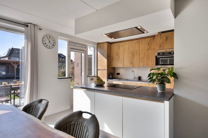 Foto 12 van Adenauerlaan 84