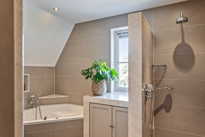 Foto 41 van Haneweg 6