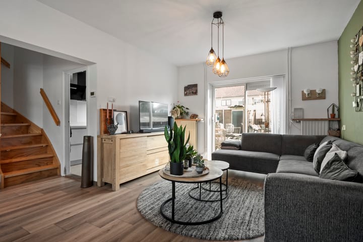 Foto 9 van Clematisstraat 21