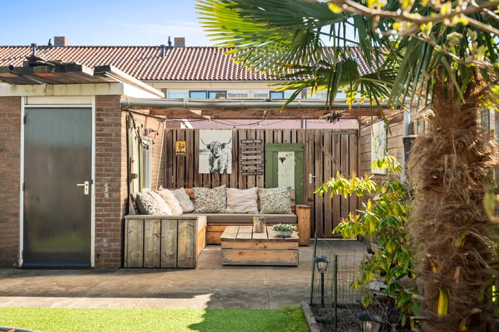 Foto 16 van Clematisstraat 21