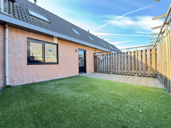 Foto 9 van Burg. Van Houdtplein 8