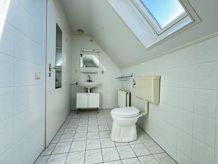 Foto 28 van Burg. Van Houdtplein 8